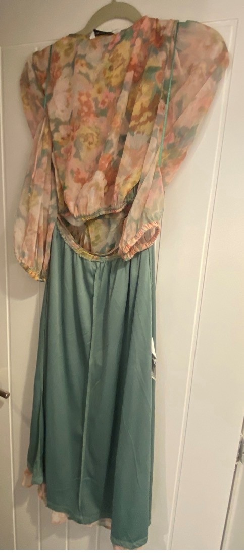 00003 Dress Info C